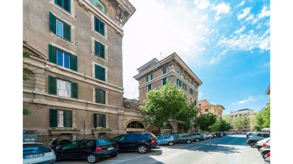 Il Sole Del Vaticano Rome Luaran gambar
